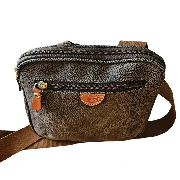 Bric's Leather Crossbody Mini  Camera Bag. - Picture 5 of 11